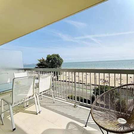 2 Pieces Face Avec Terrasse Et Parking Privatif - - Fr-1-245-151 Apartment